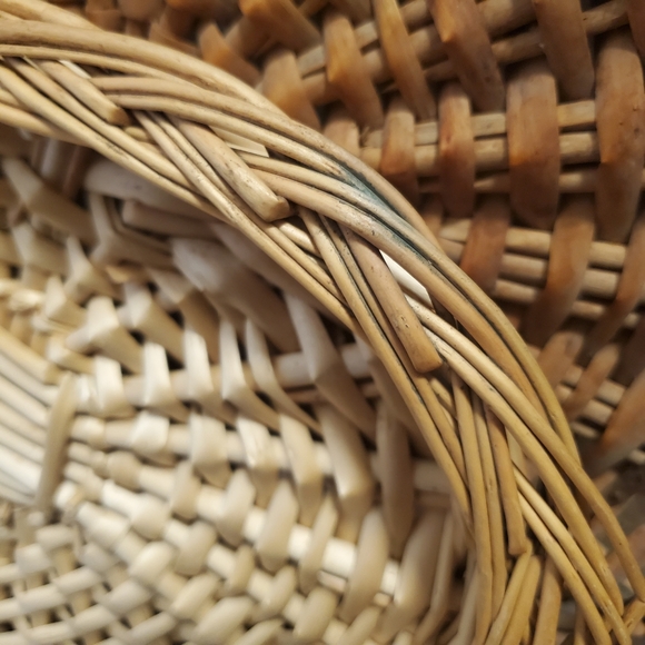 ♡ Vintage Heart wicker basket ♡ - Picture 3 of 6